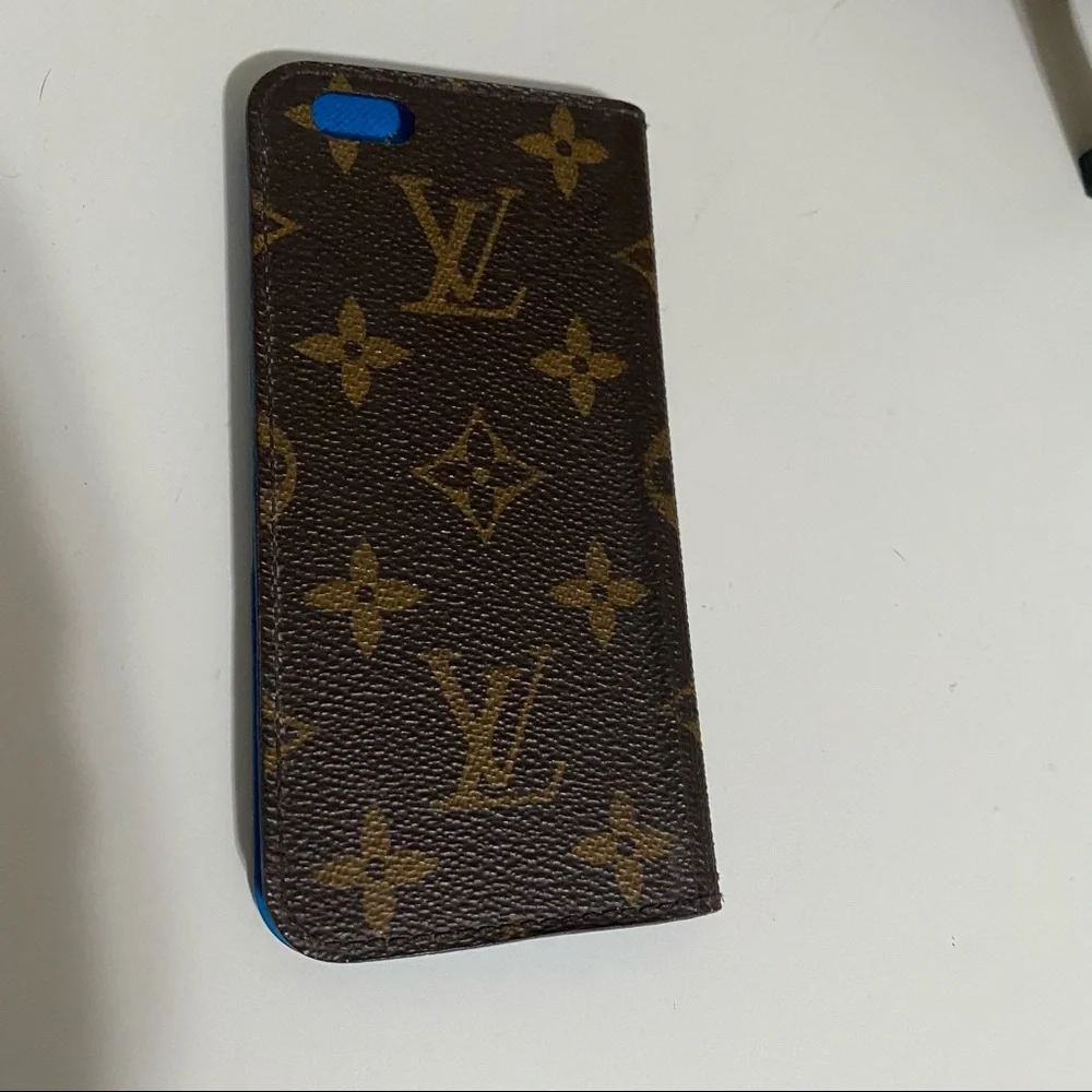 Monogram Canvas IPhone 6 Folio Tech Accessory Product #: L2111865
